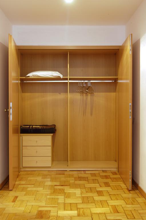 Spru Lisbon Summer Accommodation Ruang foto